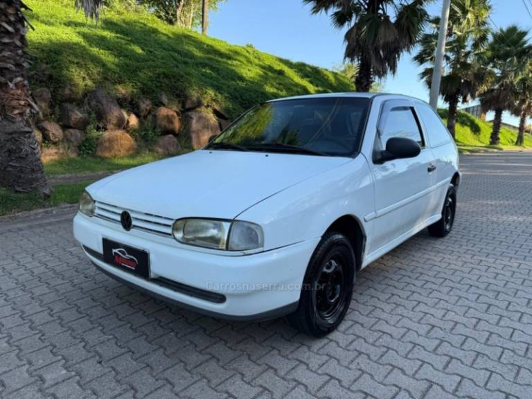 VOLKSWAGEN - GOL - 1996/1997 - Branca - R$ 8.900,00