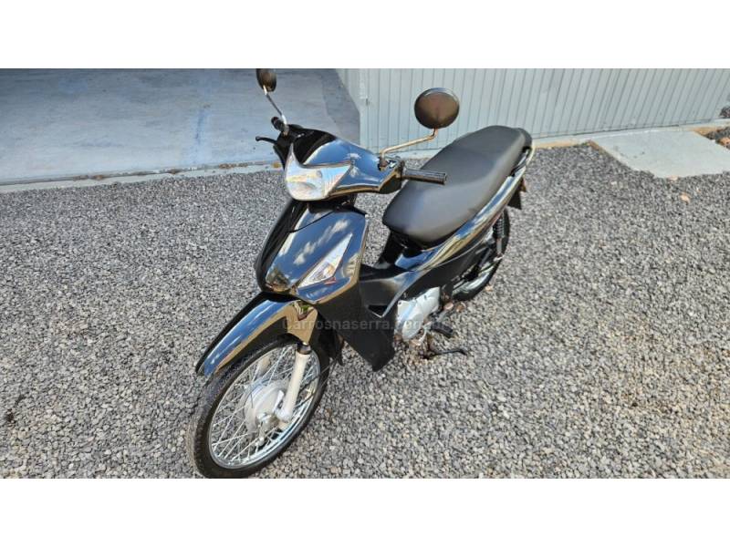 HONDA - BIZ 125 - 2010/2010 - Preta - R$ 8.300,00