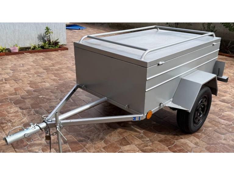 REBOQUES - VITORIA TRAILER 1E - 2024/2024 - Cinza - R$ 5.500,00