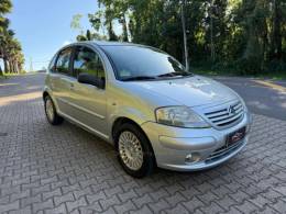 CITROËN - C3 - 2005/2006 - Prata - R$ 14.900,00