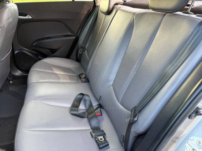 HYUNDAI - HB20S - 2016/2016 - Prata - R$ 65.900,00