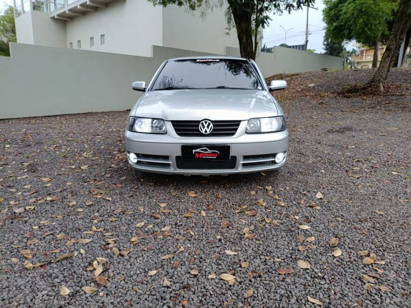 VOLKSWAGEN - SAVEIRO - 2000/2001 - Prata - R$ 35.000,00