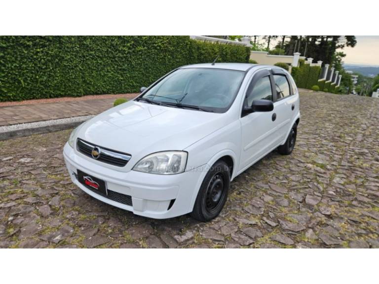 CHEVROLET - CORSA - 2012/2013 - Branca - R$ 31.900,00