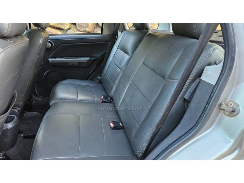 FORD - ECOSPORT - 2012/2012 - Prata - R$ 43.900,00