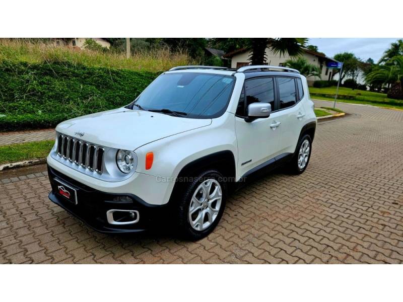 JEEP - RENEGADE - 2017/2018 - Branca - R$ 77.000,00