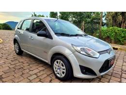 FORD - FIESTA - 2012/2013 - Prata - R$ 32.900,00