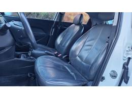 HYUNDAI - HB20 - 2013/2014 - Branca - R$ 55.900,00