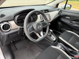 NISSAN - VERSA - 2020/2021 - Prata - R$ 81.900,00