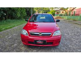 CHEVROLET - CORSA - 2007/2008 - Vermelha - R$ 24.900,00