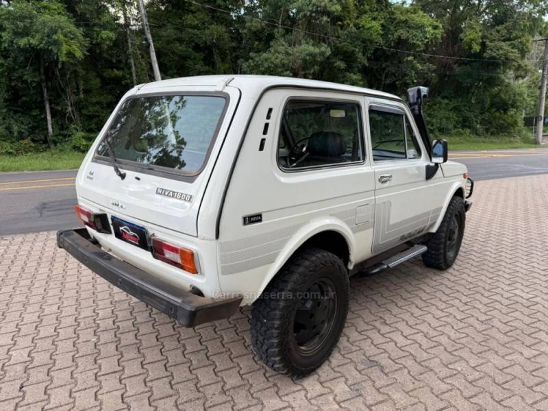 LADA - NIVA - 1993/1993 - Branca - R$ 29.900,00
