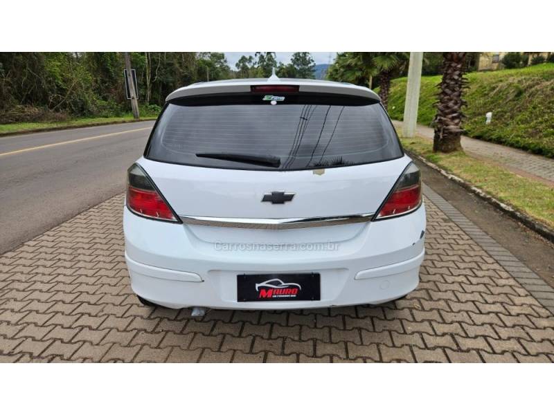 CHEVROLET - VECTRA - 2008/2009 - Branca - R$ 25.900,00