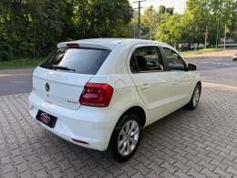 VOLKSWAGEN - GOL - 2016/2017 - Branca - R$ 46.900,00