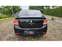 RENAULT - LOGAN - 2017/2018 - Preta - R$ 41.900,00