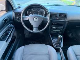 VOLKSWAGEN - GOLF - 2009/2010 - Branca - R$ 45.900,00