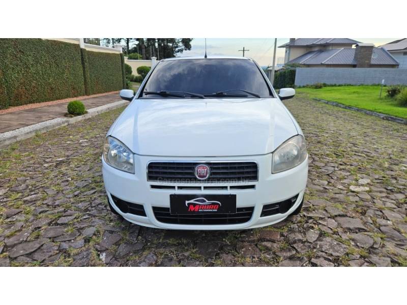 FIAT - SIENA - 2010/2010 - Branca - R$ 27.900,00