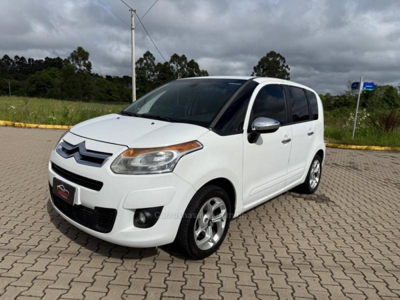 CITROËN - C3 PICASSO - 2014/2015 - Branca - R$ 40.900,00