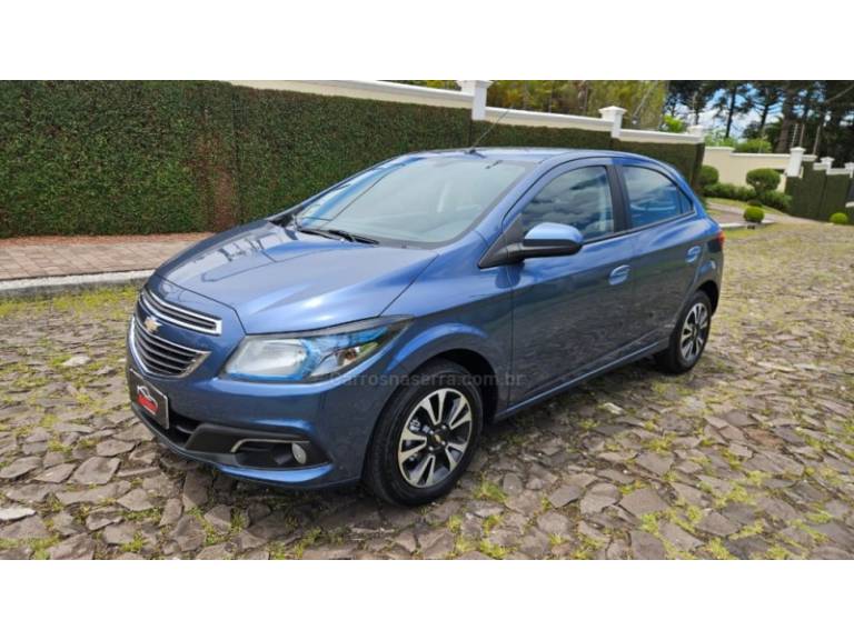 CHEVROLET - ONIX - 2013/2014 - Azul - R$ 50.900,00