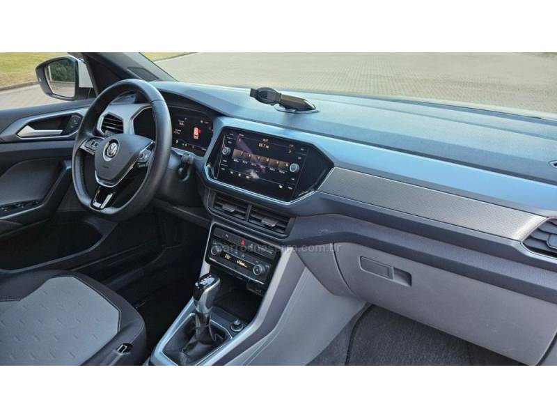 VOLKSWAGEN - T-CROSS - 2019/2020 - Branca - R$ 96.900,00