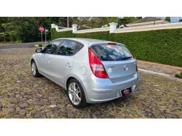 HYUNDAI - I30 - 2010/2011 - Prata - R$ 46.900,00