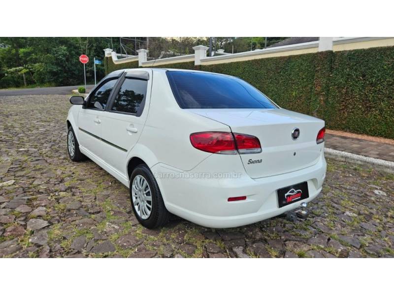 FIAT - SIENA - 2010/2010 - Branca - R$ 27.900,00