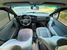 VOLKSWAGEN - SANTANA - 1995/1995 - Branca - R$ 8.900,00