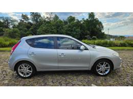 HYUNDAI - I30 - 2010/2011 - Prata - R$ 46.900,00