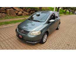 VOLKSWAGEN - FOX - 2009/2010 - Prata - R$ 28.500,00