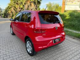 VOLKSWAGEN - FOX - 2017/2017 - Vermelha - R$ 53.900,00