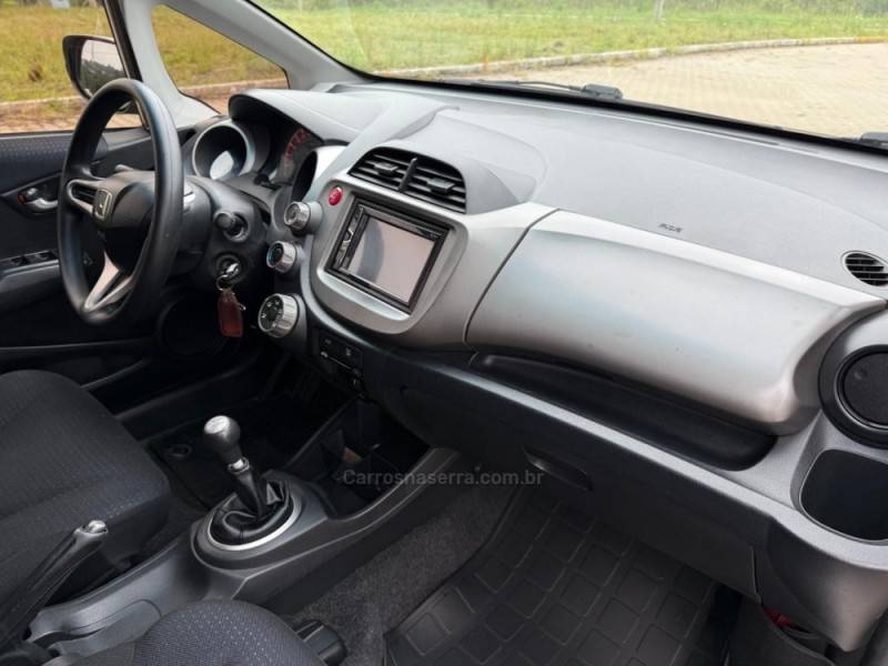 HONDA - FIT - 2012/2012 - Prata - R$ 45.900,00