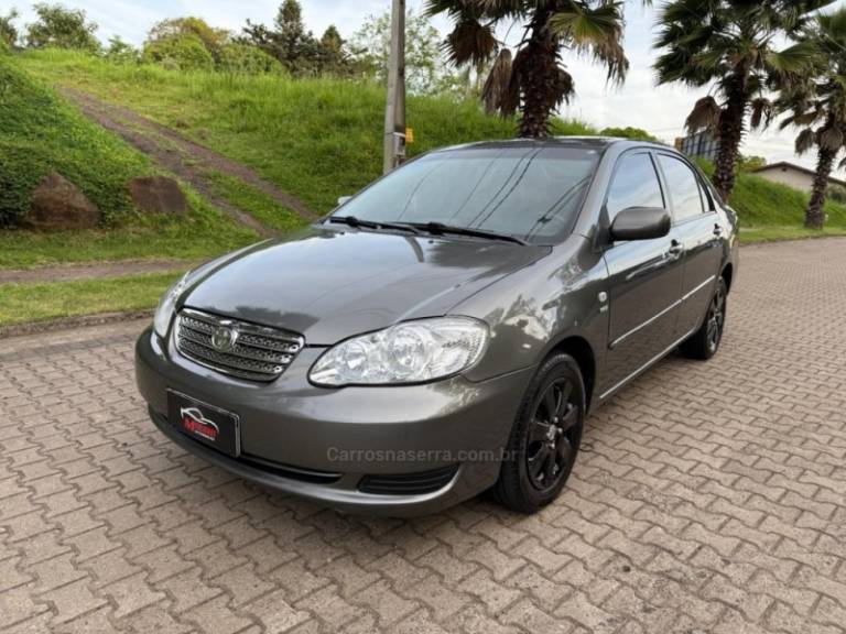 TOYOTA - COROLLA - 2006/2007 - Cinza - R$ 43.900,00
