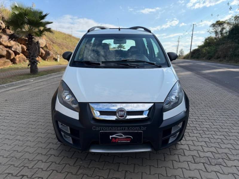 FIAT - IDEA - 2013/2013 - Branca - R$ 37.900,00