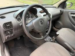 CHEVROLET - CORSA - 2009/2009 - Prata - R$ 28.900,00