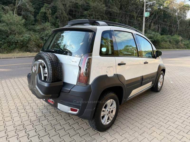 FIAT - IDEA - 2013/2013 - Branca - R$ 37.900,00