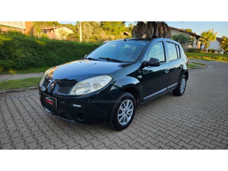 RENAULT - SANDERO - 2010/2010 - Verde - R$ 22.900,00