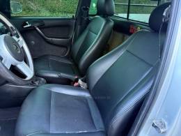 VOLKSWAGEN - SAVEIRO - 2000/2001 - Prata - R$ 33.900,00