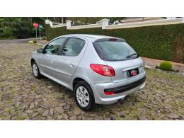 PEUGEOT - 207 - 2010/2011 - Prata - R$ 22.900,00