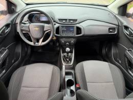 CHEVROLET - ONIX - 2013/2014 - Branca - R$ 52.900,00