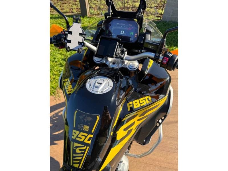 BMW - F 850 GS ADVENTURE PREMIUM - 2020/2021 - Preta - R$ 62.900,00