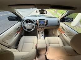 TOYOTA - HILUX SW4 - 2010/2010 - Preta - R$ 116.900,00