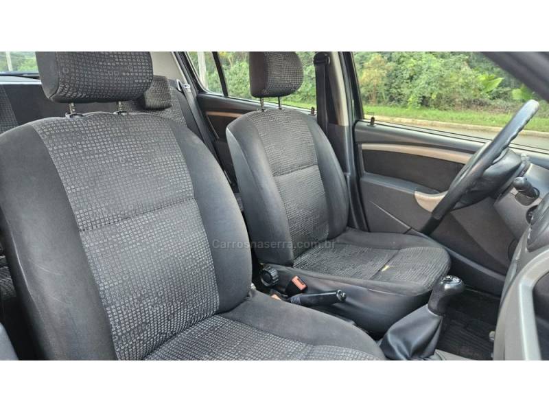 RENAULT - SANDERO - 2010/2010 - Verde - R$ 22.900,00