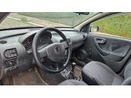 CHEVROLET - CORSA - 2007/2008 - Vermelha - R$ 21.900,00