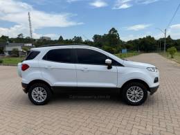 FORD - ECOSPORT - 2016/2017 - Branca - R$ 57.900,00