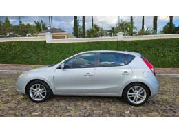 HYUNDAI - I30 - 2010/2011 - Prata - R$ 46.900,00