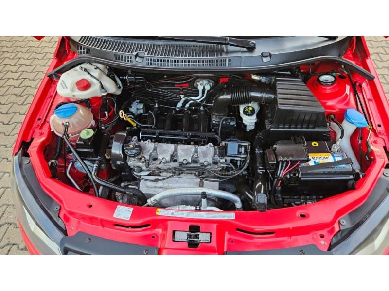 VOLKSWAGEN - SAVEIRO - 2015/2015 - Vermelha - R$ 63.900,00