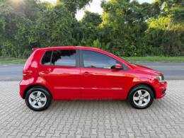 VOLKSWAGEN - FOX - 2017/2017 - Vermelha - R$ 53.900,00