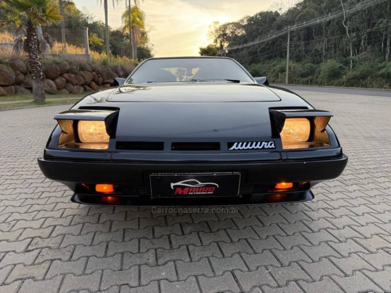 MIURA - X8 - 1989/1989 - Preta - R$ 49.900,00