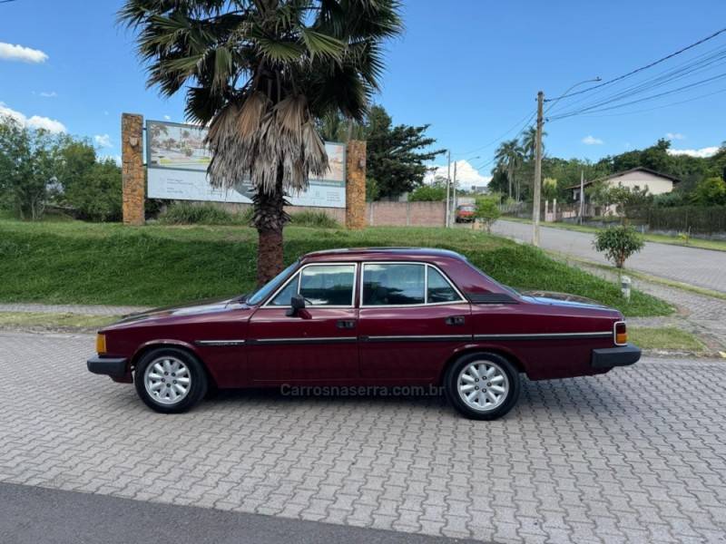 CHEVROLET - OPALA - 1989/1990 - Vermelha - R$ 28.900,00