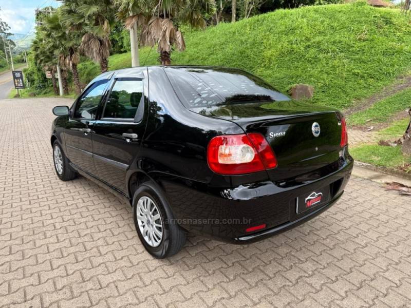 FIAT - SIENA - 2007/2008 - Preta - R$ 249.000,00