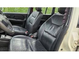 MITSUBISHI - PAJERO TR4 - 2010/2011 - Branca - Sob Consulta