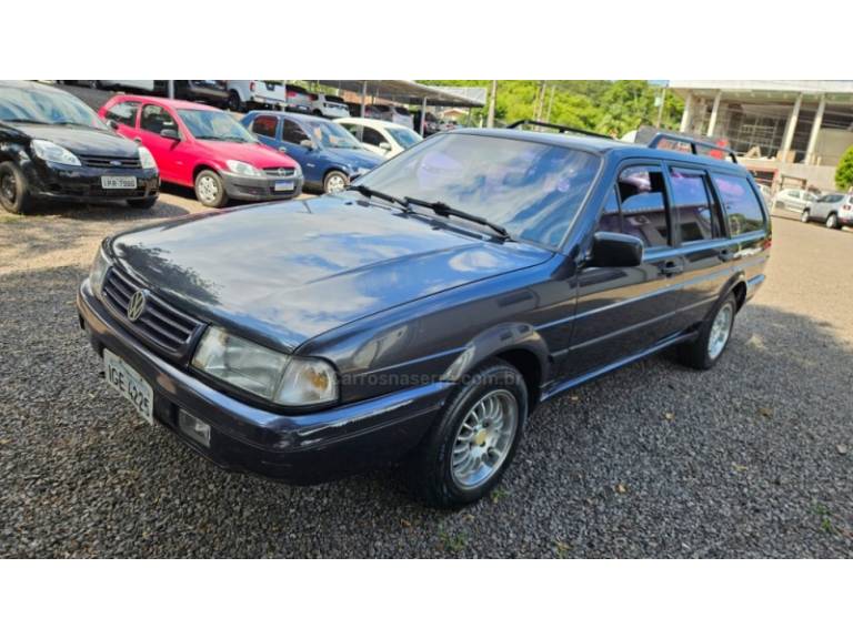 VOLKSWAGEN - QUANTUM - 1997/1997 - Cinza - R$ 38.000,00